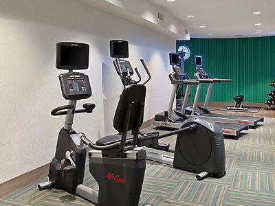 Express & By Ihg 2*
