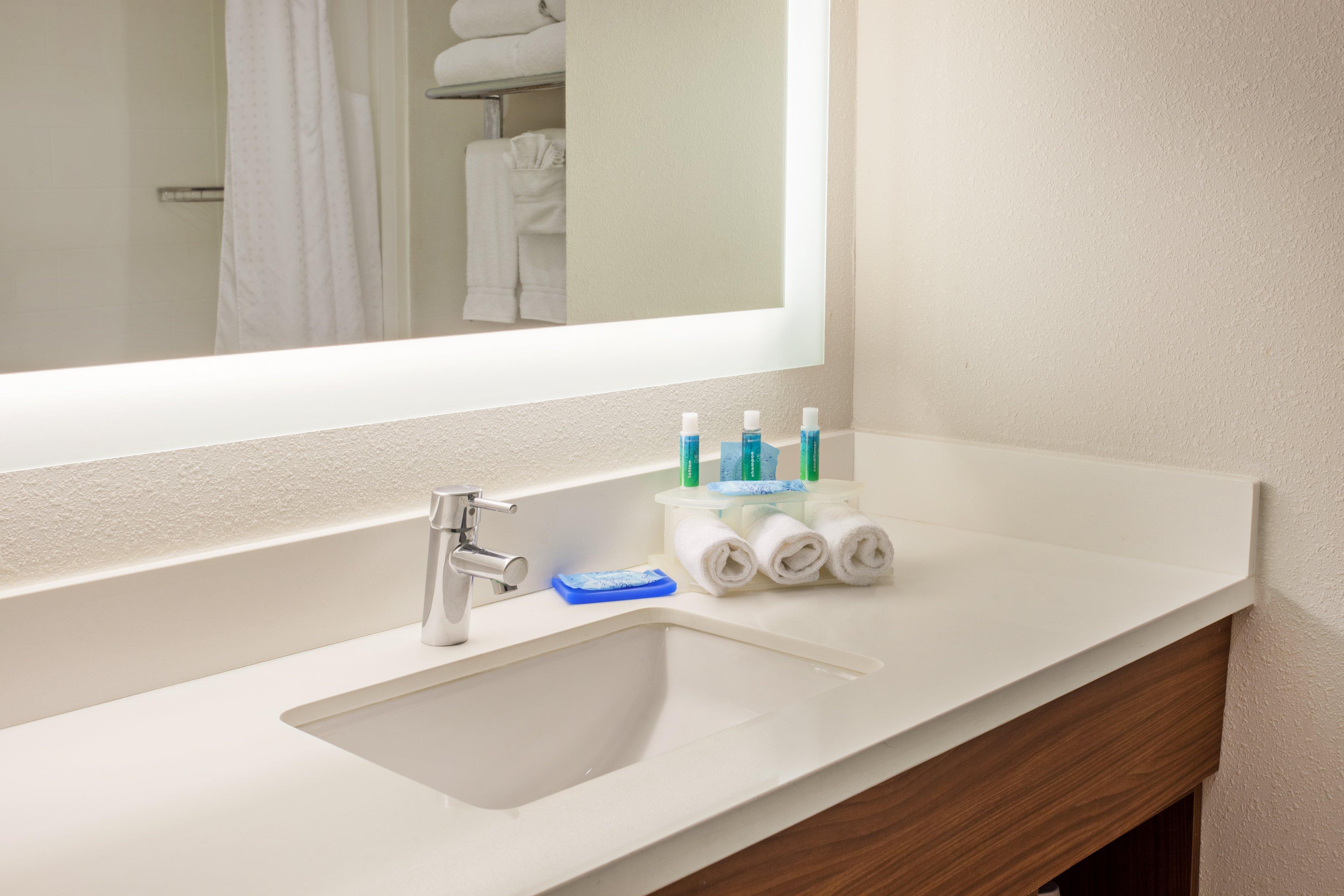 Express & By Ihg Corona