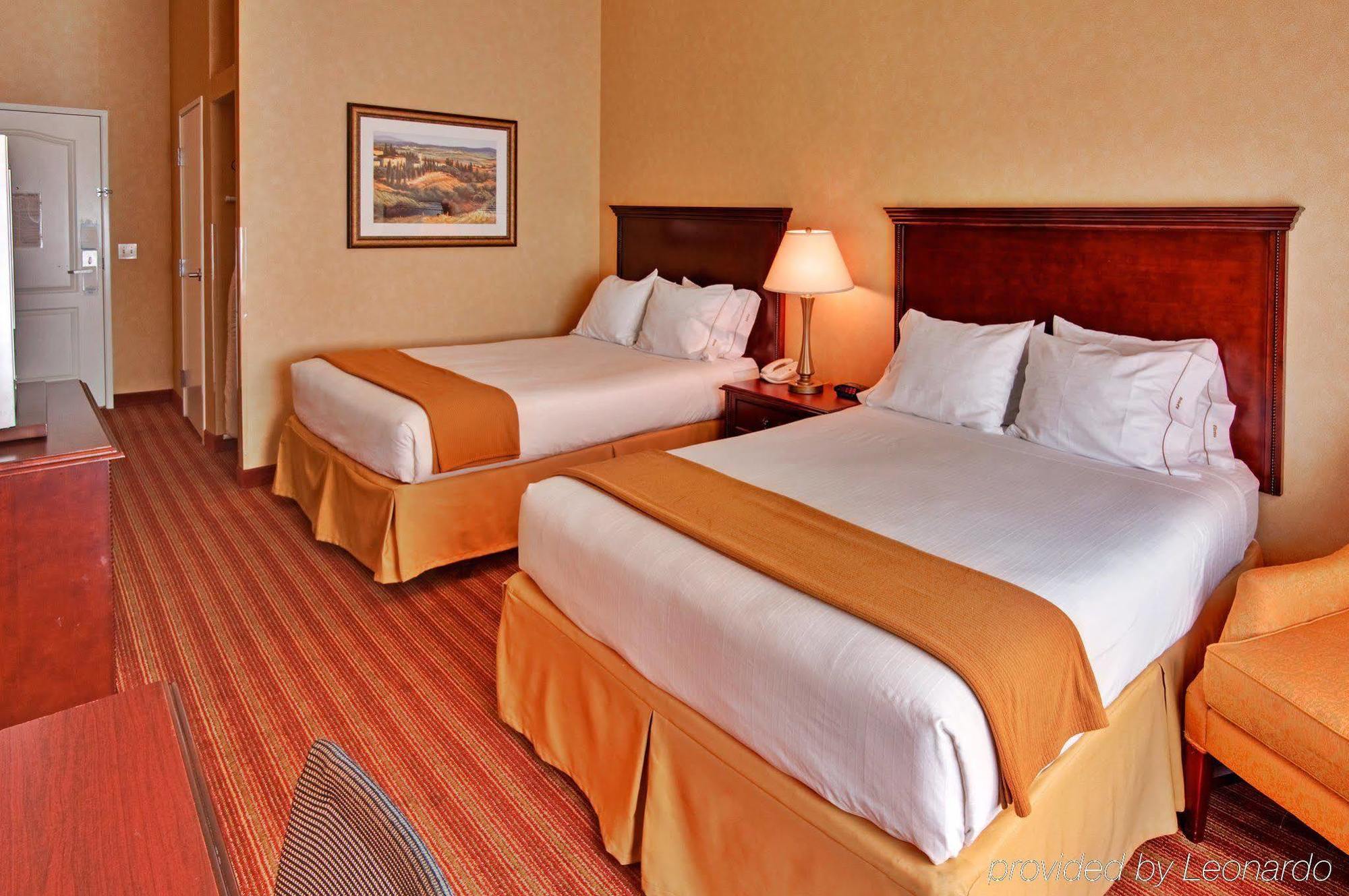 Express & By Ihg Corona