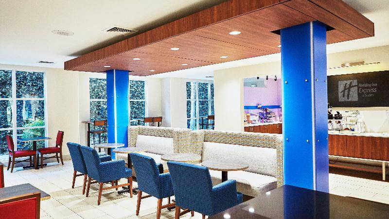 Hotel Express & By Ihg Corona