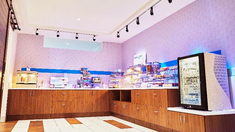 Hotel Express & By Ihg